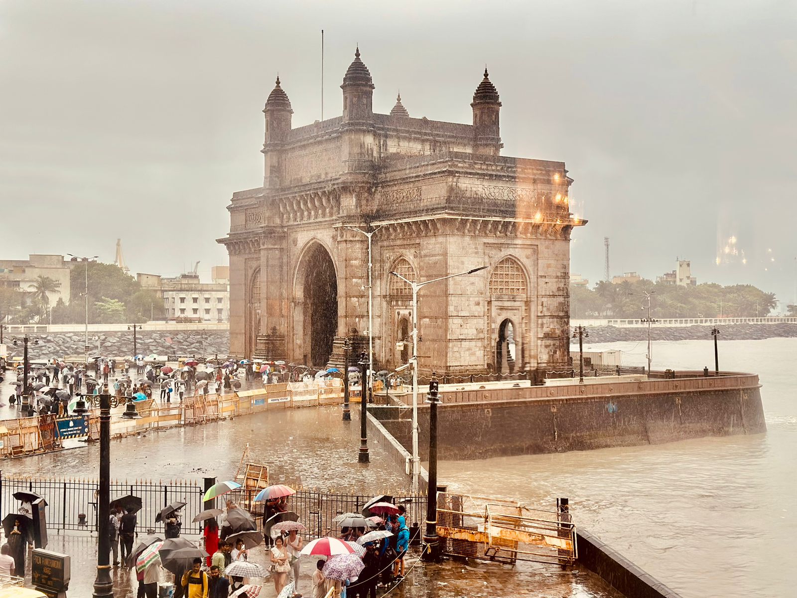 India&rsquo;s Financial Hub of Mumbai Braces for More Heavy Downpours