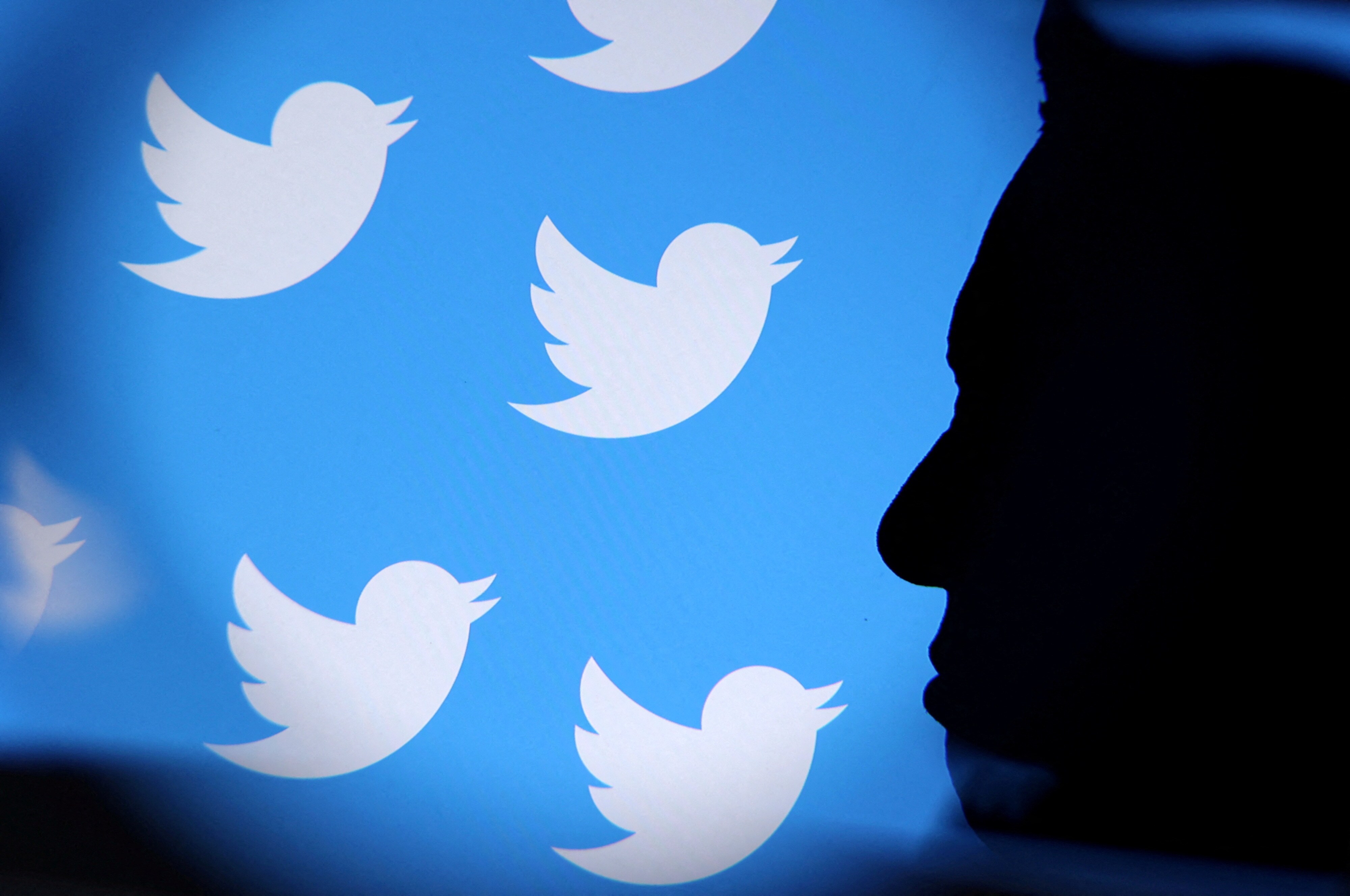 Elon Musk's All-Nighters At Twitter Raise Concern For Tesla Investors