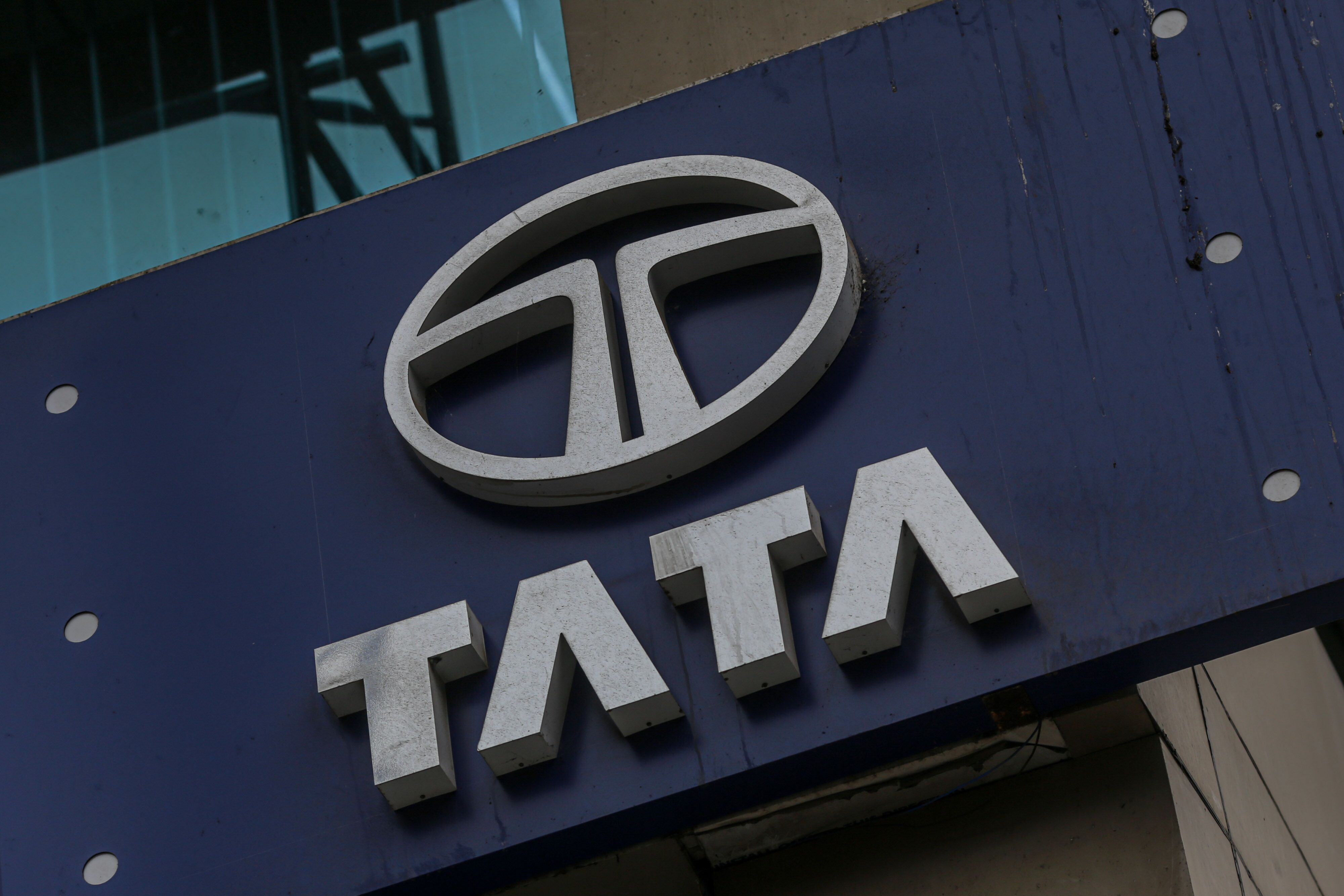 Tata Group Hints At UK Battery Plant Plans As It Posts Job Ads