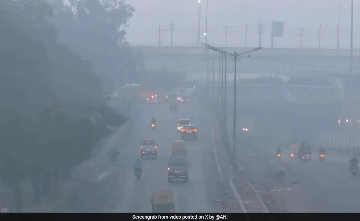 Delhi's Air Quality Improves Marginally, AQI 'Very Poor' At 378