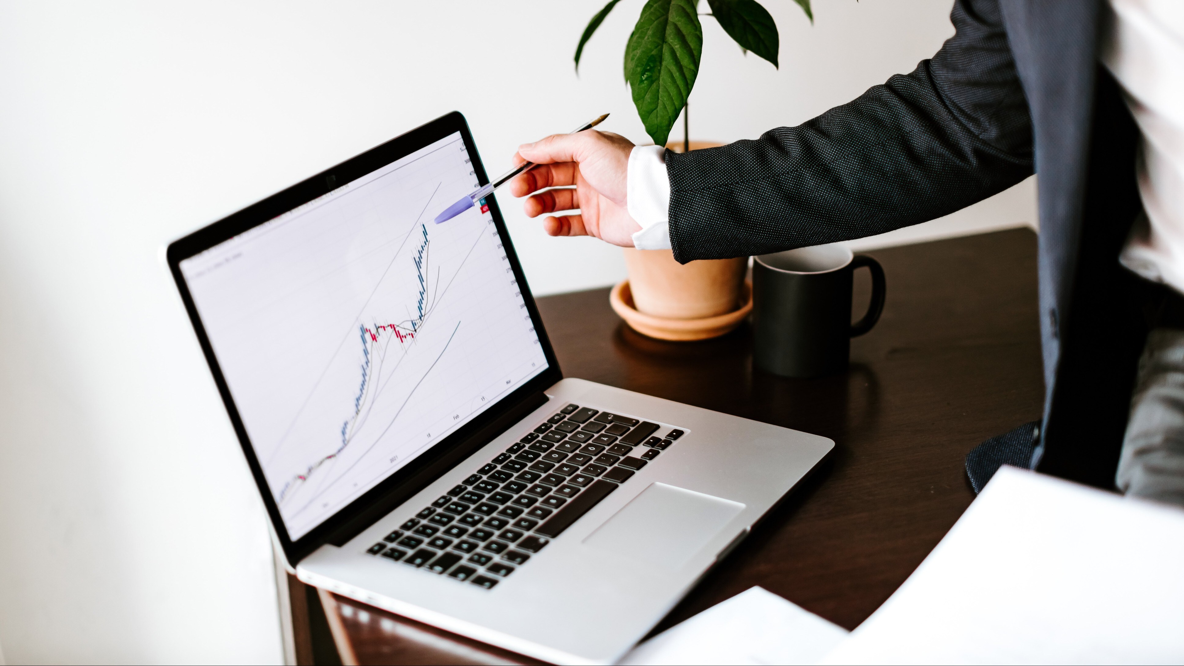 Brokerage Views: Citi On UltraTech, Cipla; Jefferies On Shriram Finance, IndusInd And More