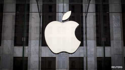 Apple's Next Major Health Gadget Could Be Whoop-Like Screenless Fitness Band