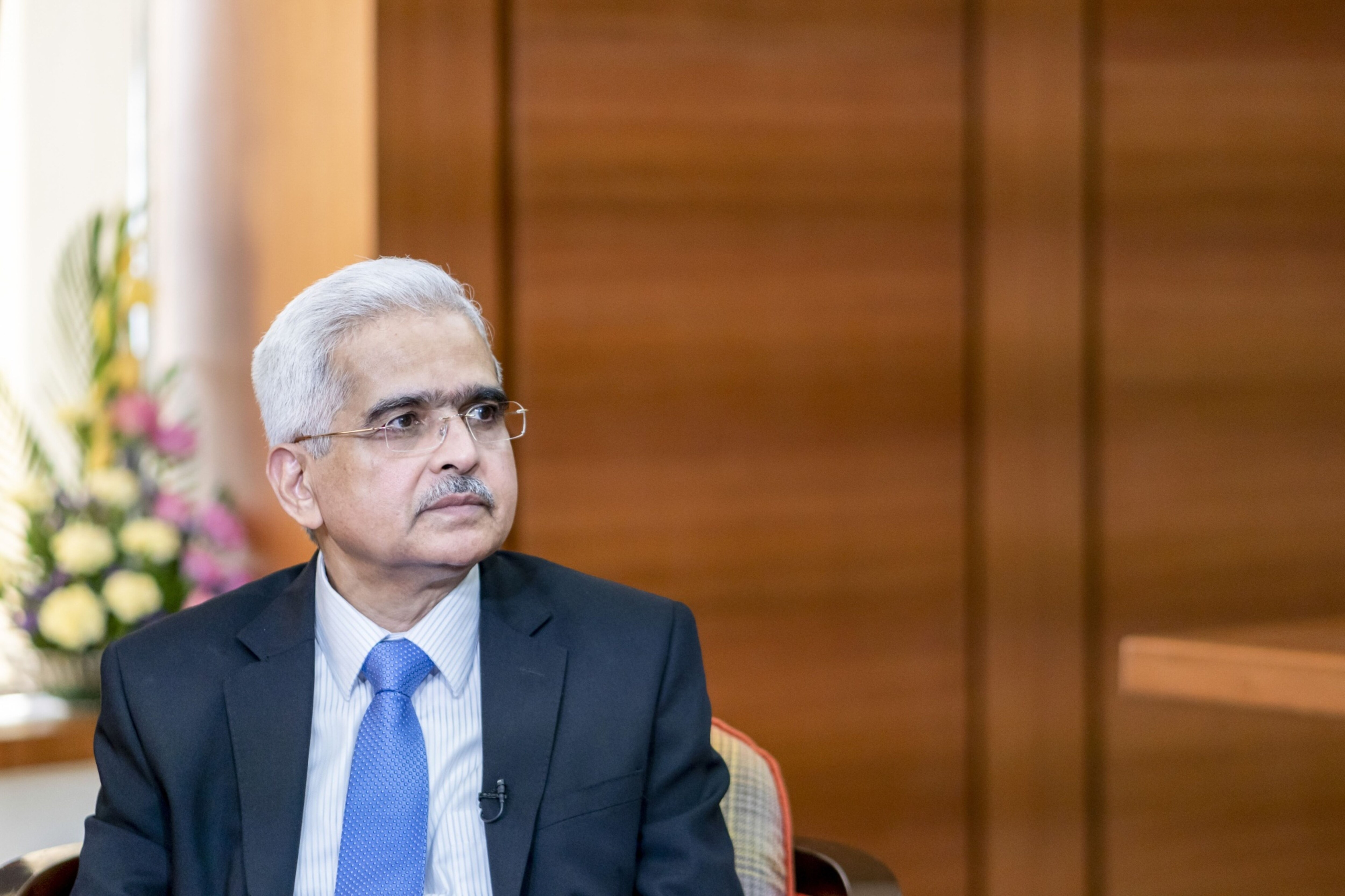 RBI Policy Decisions Live: MPC Leaves Rates Unchanged; RBI Allows One-Time Restructuring Of Corporate Loans