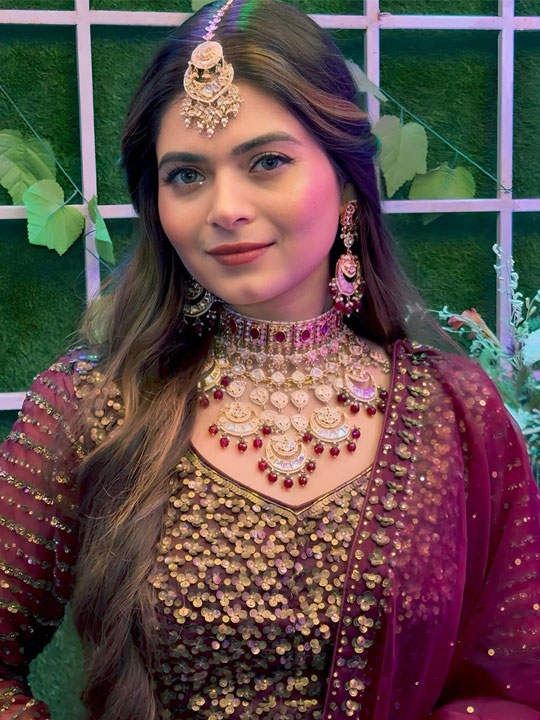 Shilpa Chaudhary Stuns in a Chic Ethnic Outfit