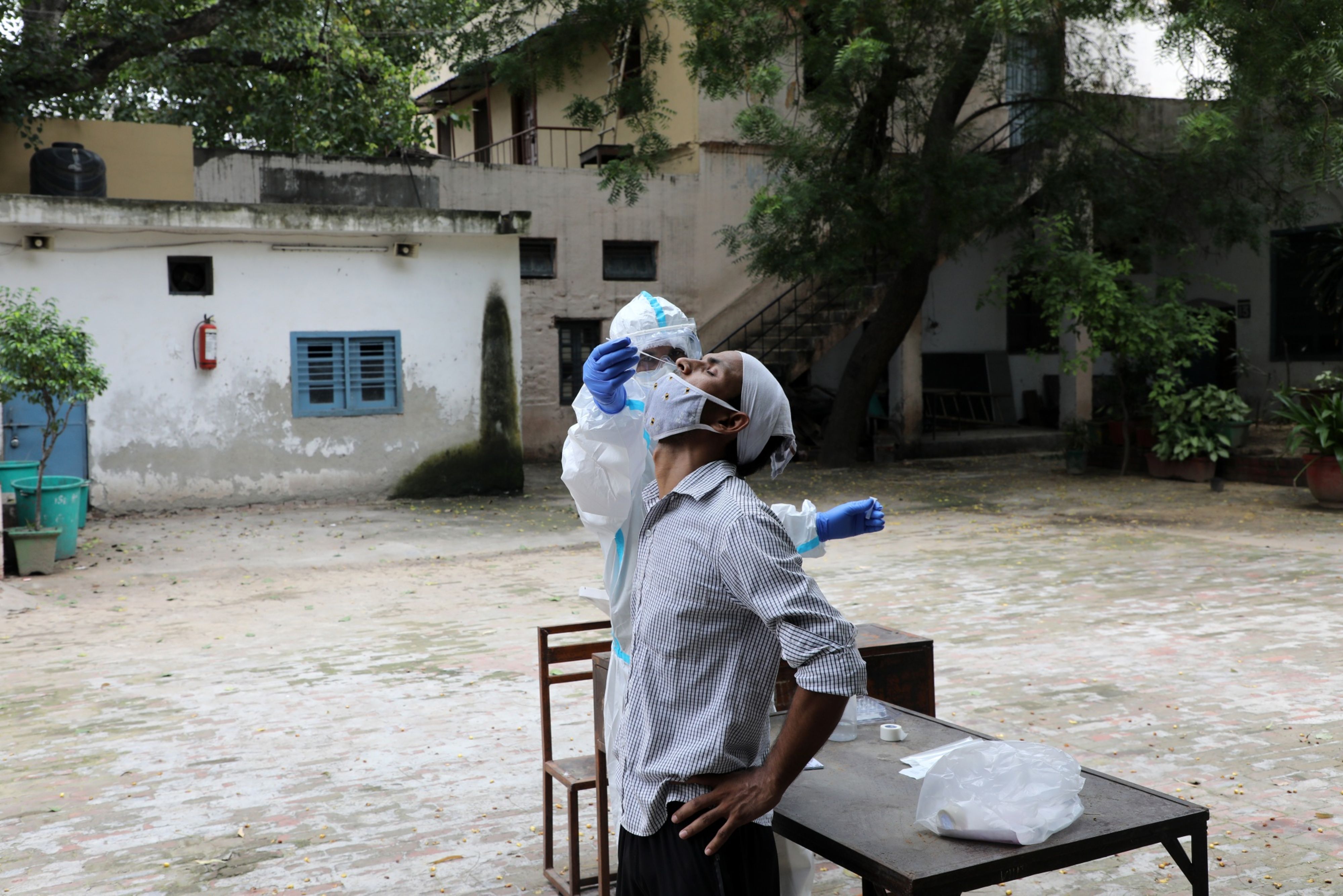 Coronavirus India Updates: Death Toll Nears 50,000 As Cases Rise Unabated