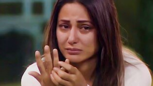 बहुत दर्द होता था, शरीर टूटा हुआ लगता था, कैंसर के इलाज का वो दर्दनाक सफर याद कर भावुक हुईं हिना खान