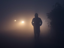 Fog Alert: कब छंटेगा कोहरा, कहां बारिश के आसार, यूपी-दिल्ली से पंजाब तक सुबह घुप्प अंधेरा, जानें मौसम का हाल