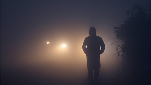 Fog Alert: कब छंटेगा कोहरा, कहां बारिश के आसार, यूपी-दिल्ली से पंजाब तक सुबह घुप्प अंधेरा, जानें मौसम का हाल