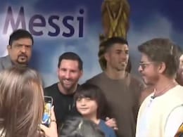 Watch: Lionel Messi Clicks Picture With AbRam Khan, Shah Rukh's Reaction Can't Be Missed