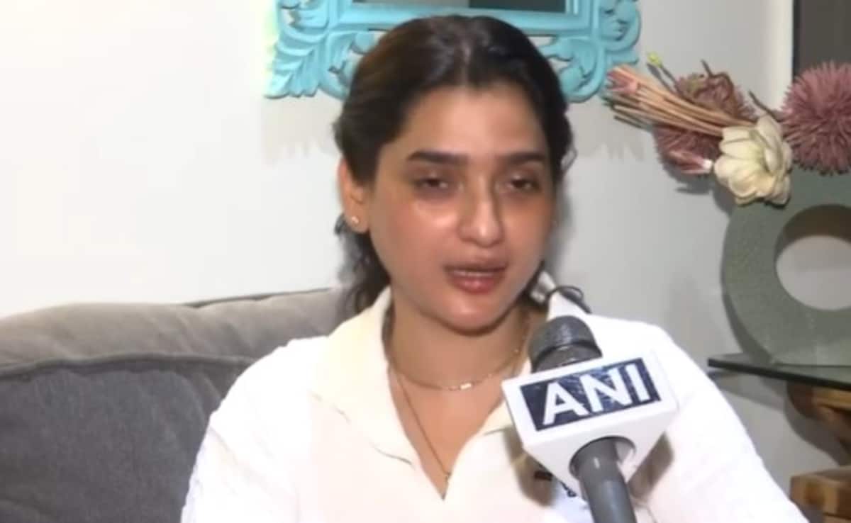 ममेरे भाई से जबरन शादी, फिर बार-बार रेप... डॉन हाजी मस्&zwj;तान की बेटी ने PM से लगाई मदद की गुहार