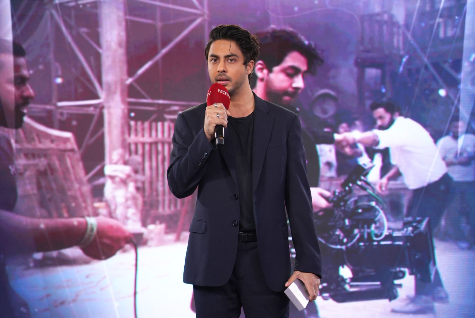 Aryan Khan At NDTV Indian Of The Year: "<i>Mere Dad Ke Tarah Mujhe Bhi Awards Bohot Pasand Hai</i>"