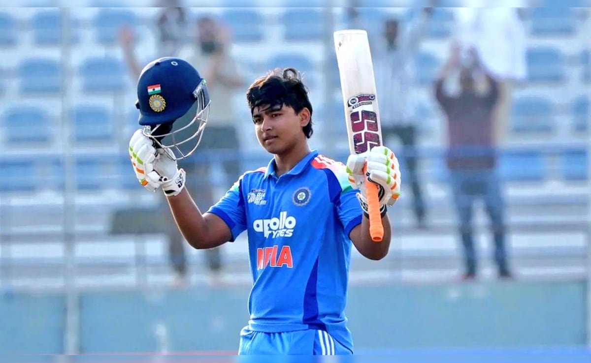 9 छ्क्के और 5 चौके, वैभव सूर्यवंशी ने Asia Cup 2025 के उद्घाटन मुकाबले में ही लगाया तूफानी शतक, VIDEO