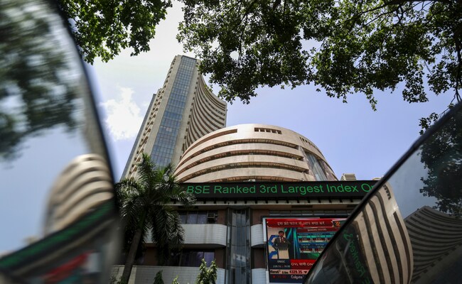 Sensex Gains 600 Points To Scale 61,000 Mark, Nifty Just Below 18,000