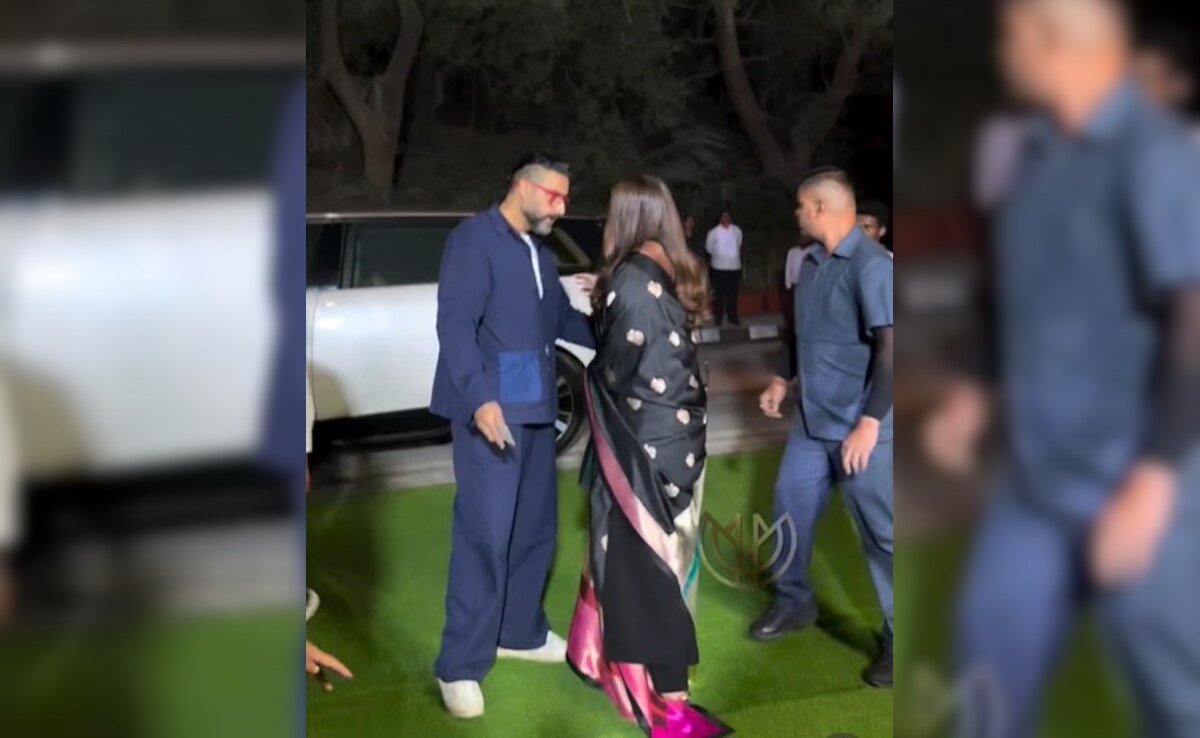 आराध्या के स्कूल एनुअल फंक्शन अटेंड करने पहुंची बच्चन फैमिली, खुद सासू मां का हाथ पकड़ कर लाए अभिषेक