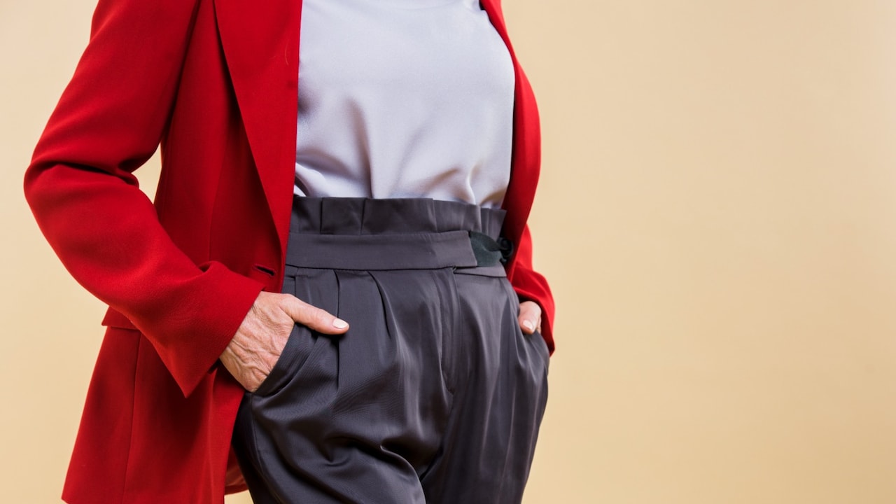 Top 5 Best Cigarette Pant Outfits for Office and Beyond On Myntra EORS