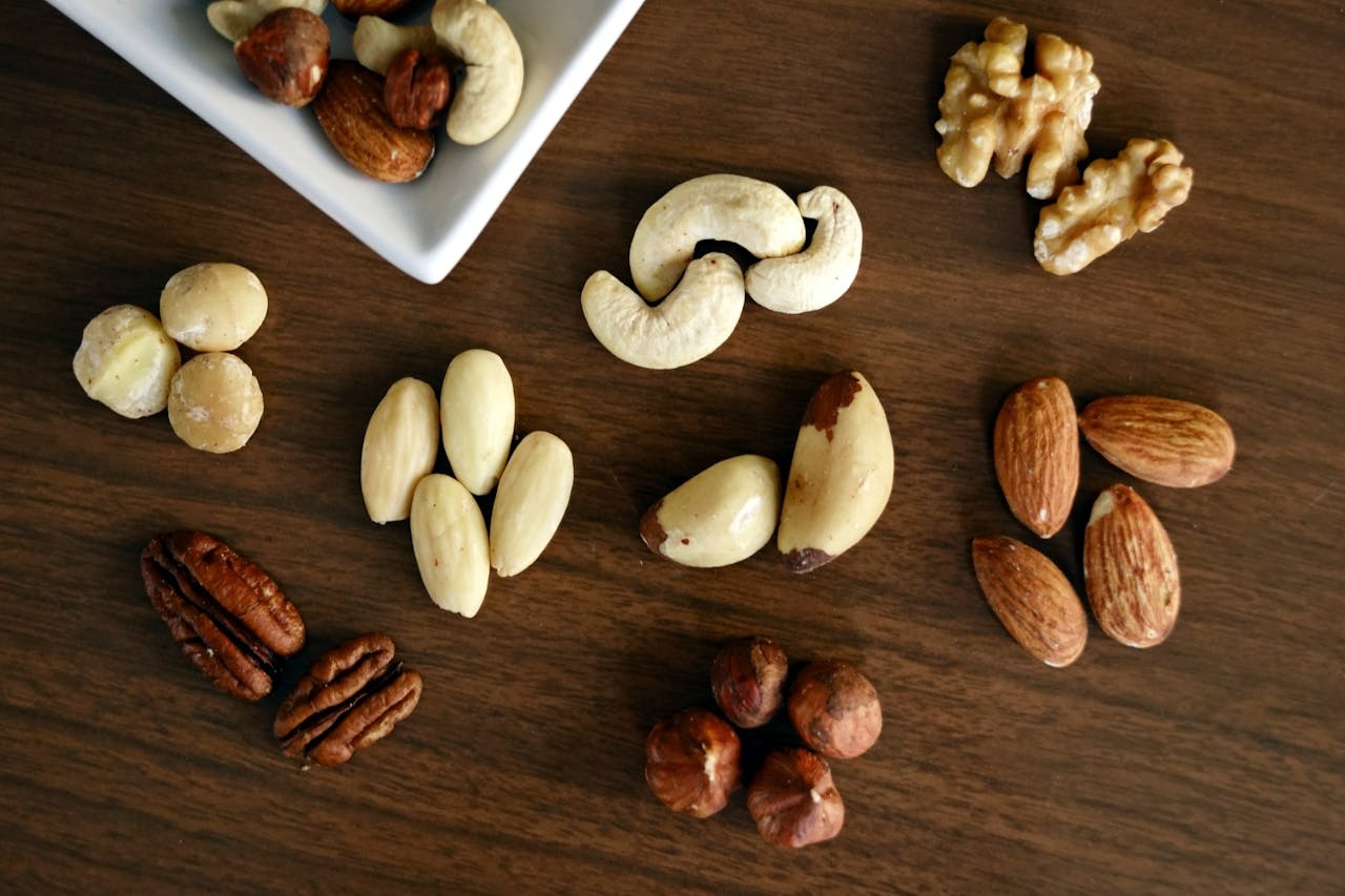 Maintaining healthy snacking habits during this festive period can help manage energy levels