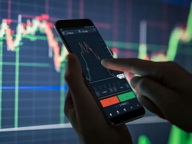 Sensex, Nifty Revert To Losses After Friday's Surge; FPIs Turn Net Buyers