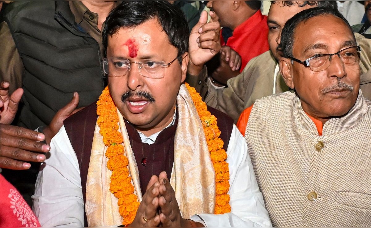 बीजेपी के नए कार्यकारी अध्यक्ष नितिन नबीन किस जाति के हैं? यही गूगल पर ...