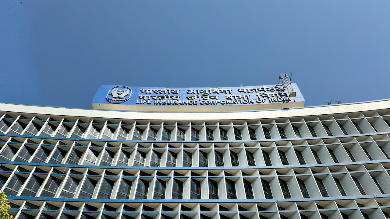 IRDAI Eyes 5-Year Glide Path To Cut EoM Caps To 20% For General Insurers, 12.5% For Life Insurers