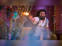 <i>Dhurandhar</i> Review: Feral Ranveer Singh, Stellar Akshaye Khanna Drive An Indulgent Spy Thriller Home