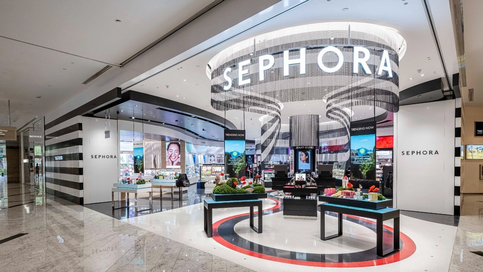 Reliance Retail Bags Sephora India Rights