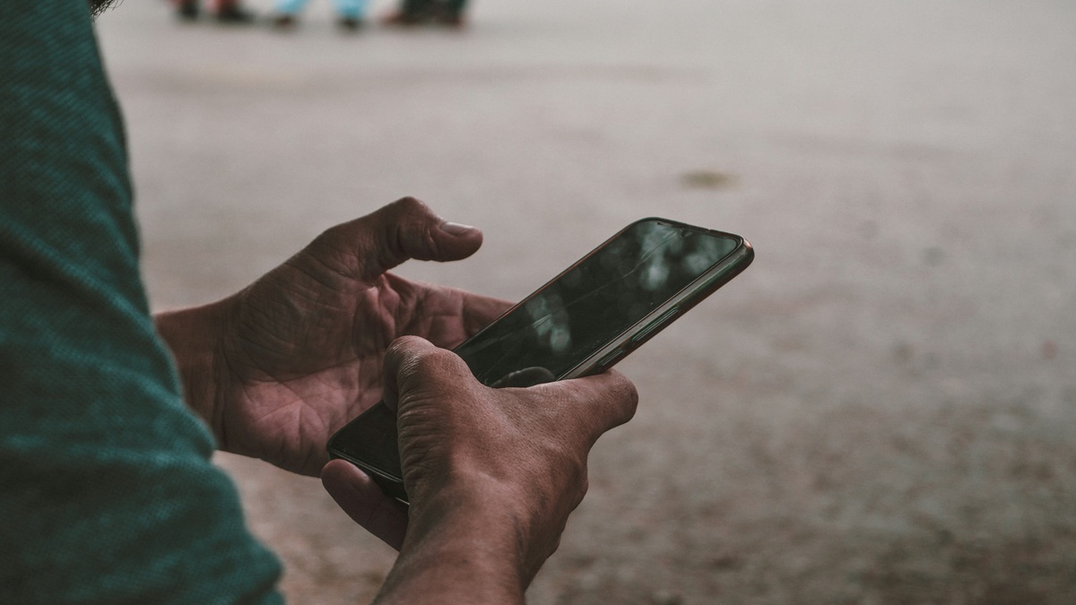 TRAI अक्टूबर 2025 रिपोर्ट, Jio ने जोड़े 19 लाख से ज्यादा ग्राहक, इस कंपनी के 20 लाख ग्राहक हुए कम