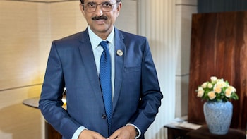 SBI Sees Visibility To Raise $10 Billion Through FCNR-B Deposits By September: Chairperson