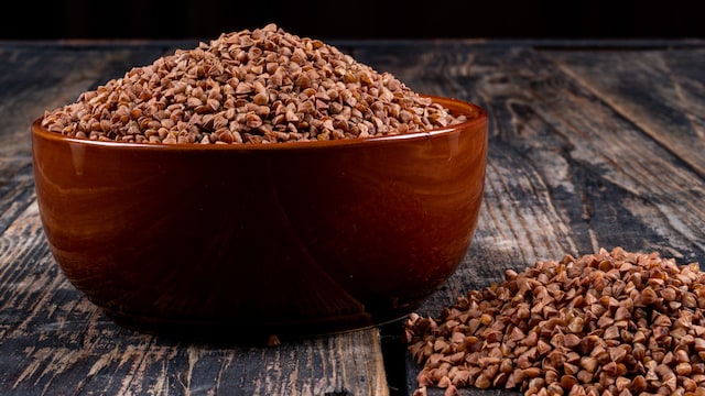 Health benefits of eating ragi.