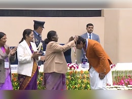 Vaibhav Suryavanshi Receives Pradhan Mantri Rashtriya Bal Puraskar From President Droupadi Murmu, BCCI Congratulates