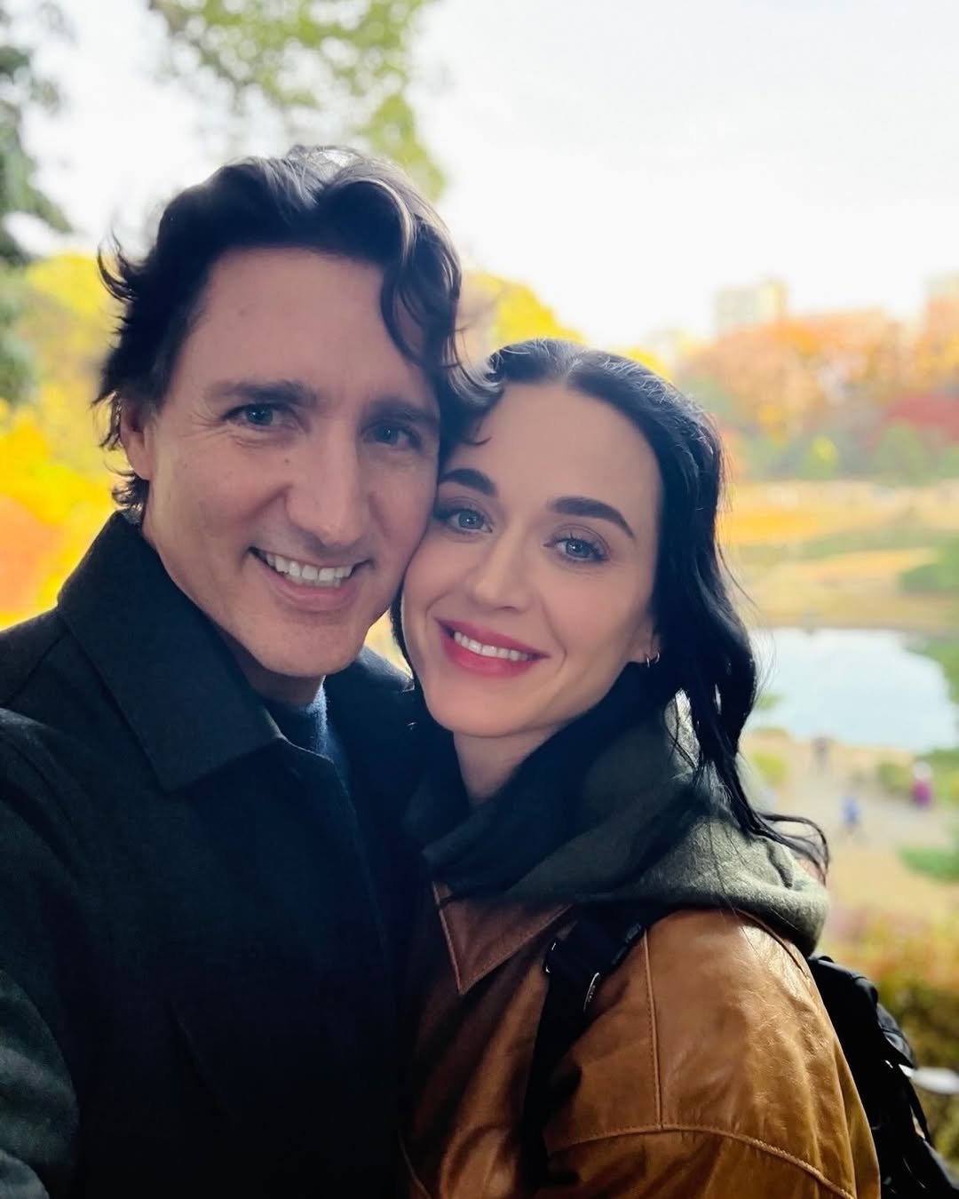 With Loved-Up Pics, Katy Perry Makes Relationship With Justin Trudeau Instagram Official. The Internet Explodes