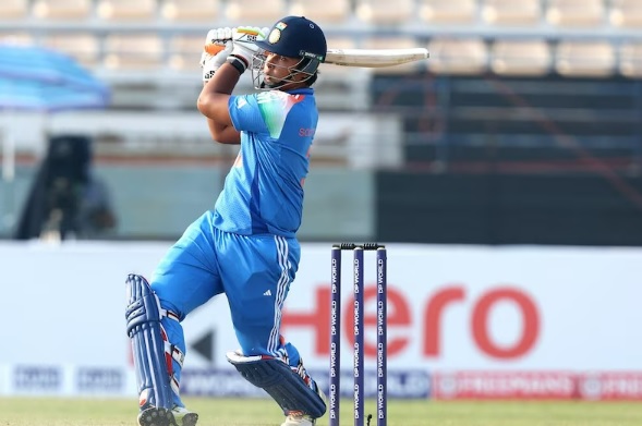 U19 एशिया कप में वैभव सूर्यवंशी ने उड़ाया गर्दा, 171 रन की तूफानी पारी खेल बना दिया WORLD RECORD