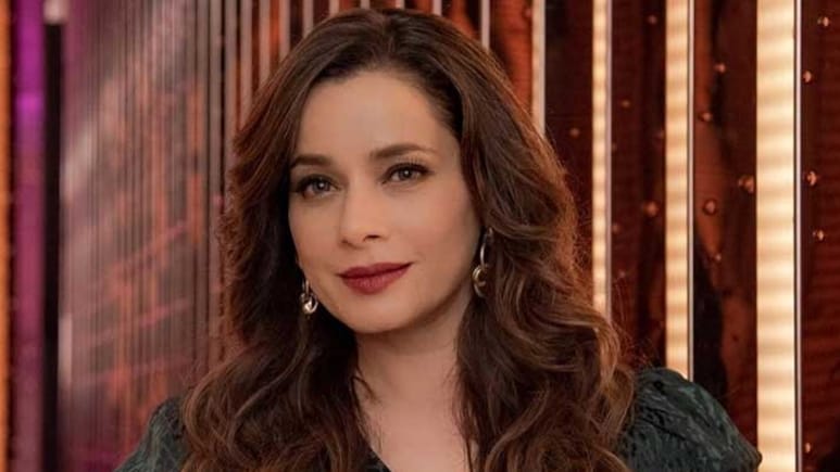 इंडिगो फ्लाइट में सफर कर नीलम कोठारी का हुआ बुरा हाल, खाना खाकर हुईं बेहोश, पोस्ट में फूटा गुस्सा