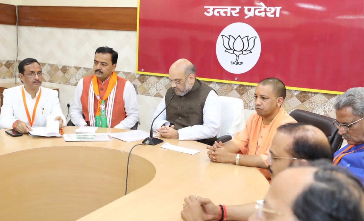 UP BJP President Election: उत्तर प्रदेश में BJP अध्यक्ष का चुनाव जल्द! जानिए रेस में कौन आगे