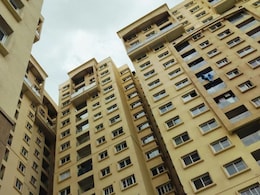 सोसायटी के अंकलों पर महिला ने क्यों ठोंका 62 लाख का केस, लेकिन फिर पलट गई कहानी