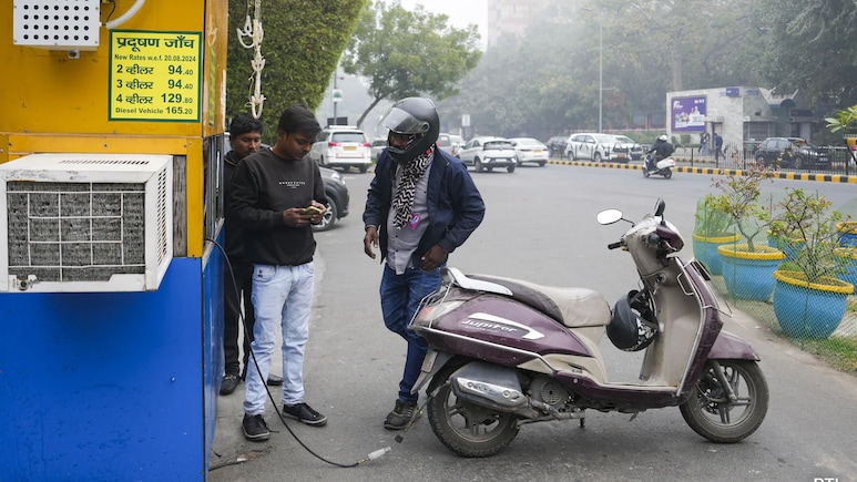 Delhi Petrol Dealers' Association Raise Challenges On No PUC, No Fuel Rule