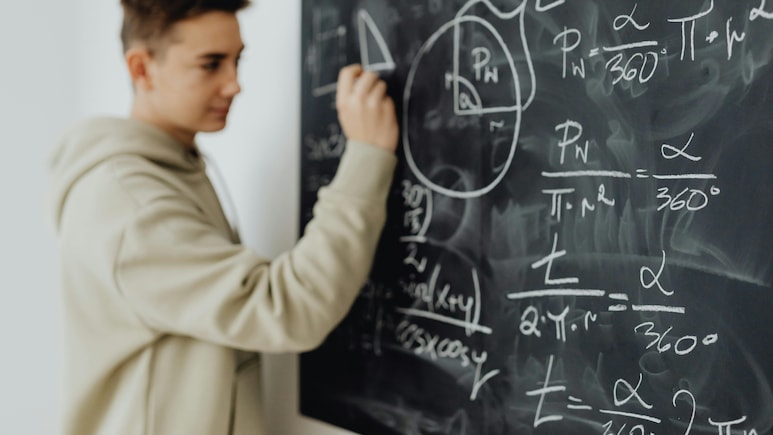 How To Score High Marks In CBSE Class 10 Mathematics: A Complete Guide