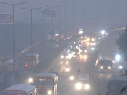 दिल्ली: प्रदूषण को लेकर ट्रैफिक पुलिस सख्त, अबतक करीब 1 हजार वाहनों को नहीं मिली एंट्री