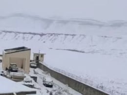 अफगानिस्तान वालों के लिए बर्फीले रास्ते बने 'डेथ जोन', ईरान बॉर्डर से रिपोर्ट