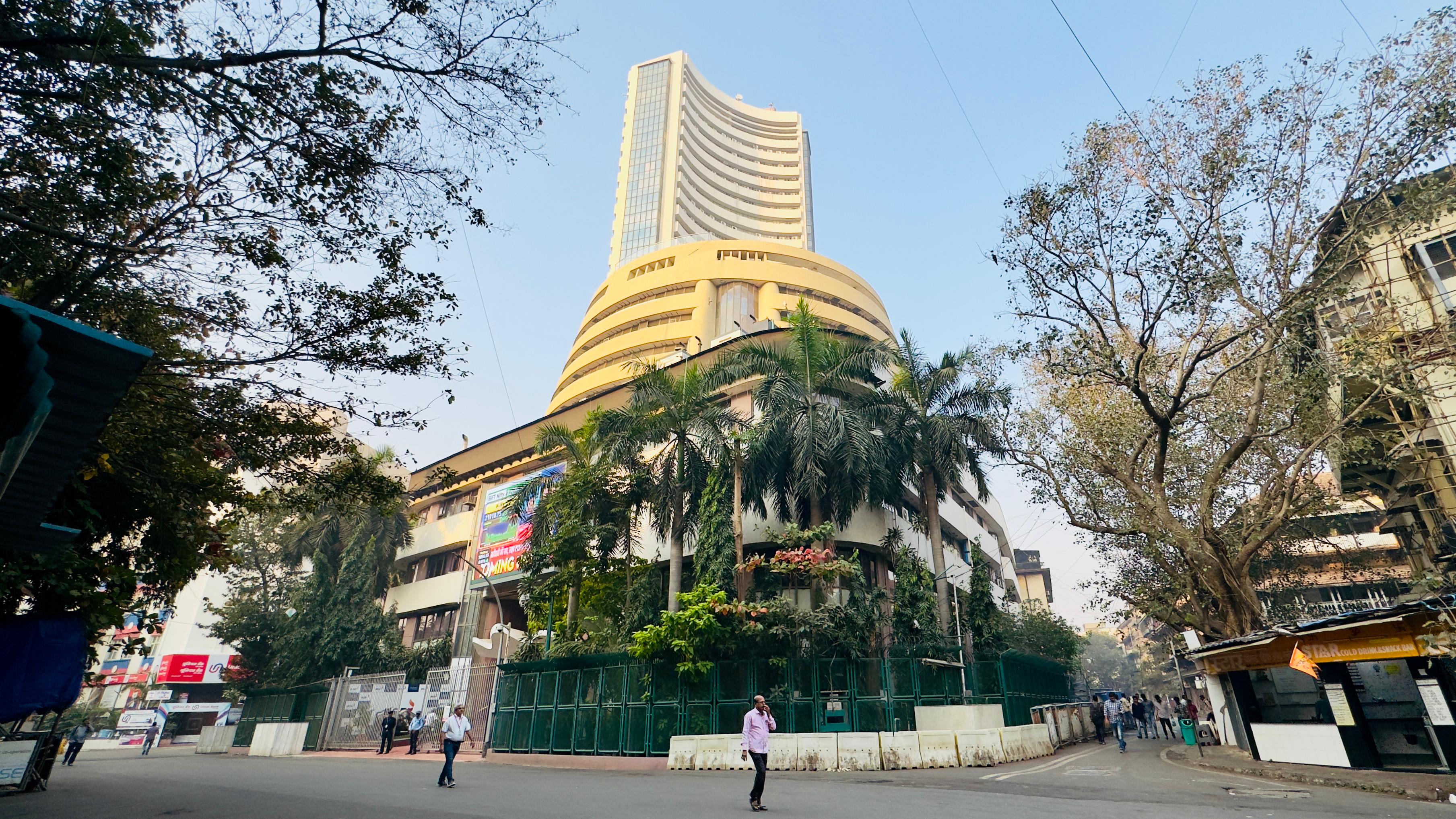 Stock Market Today: Sensex, Nifty Snap Six-Day Rally As HDFC Bank, Infosys Drag
