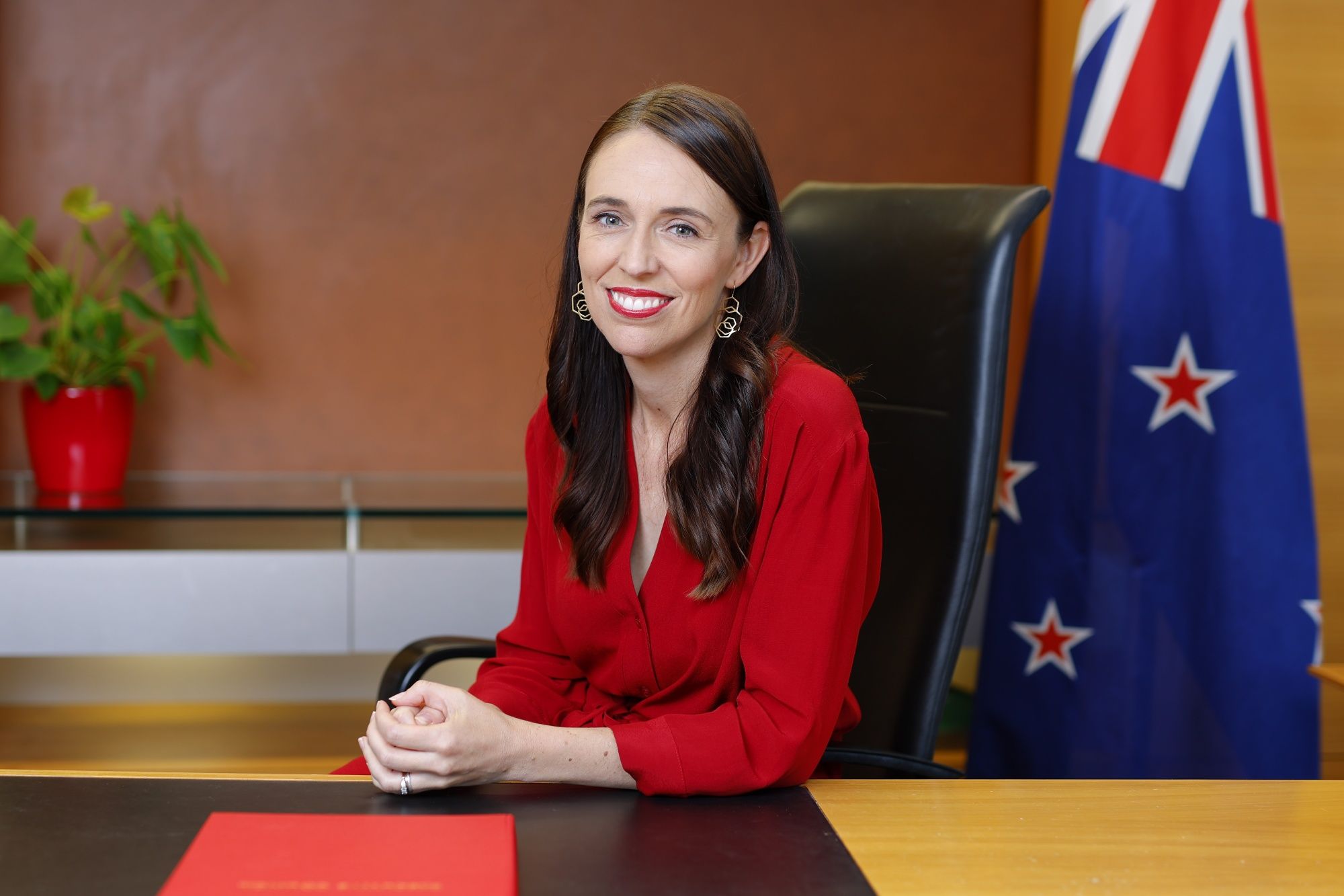 Ardern Exits Politics Saying Motherhood No Hurdle to Leadership