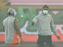 IND vs SA: मास्क पहनकर मैदान पर दिखे हार्दिक पांड्या, लखनऊ में &lsquo;फ़ॉग&rsquo; और &lsquo;प्रदूषण&rsquo; पर सांसद शशि थरूर ने किया रिएक्ट