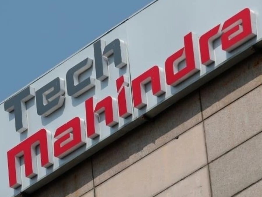 Tech Mahindra Q2 Revenue Falls, Axis Bank Profit Rises &mdash; Earnings Wrap
