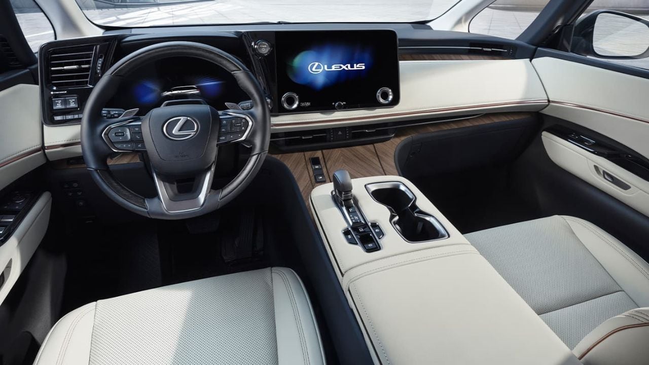 Lexus LM 350h