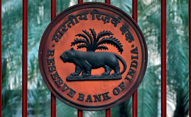 RBI Imposes Penalties On 9 Cooperative Banks For Violations
