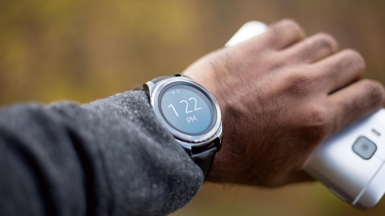 5 Best Smartwatches Compared: Battery, Features, and Value 5 Best Smartwatches Compared: Battery, Features, and Value