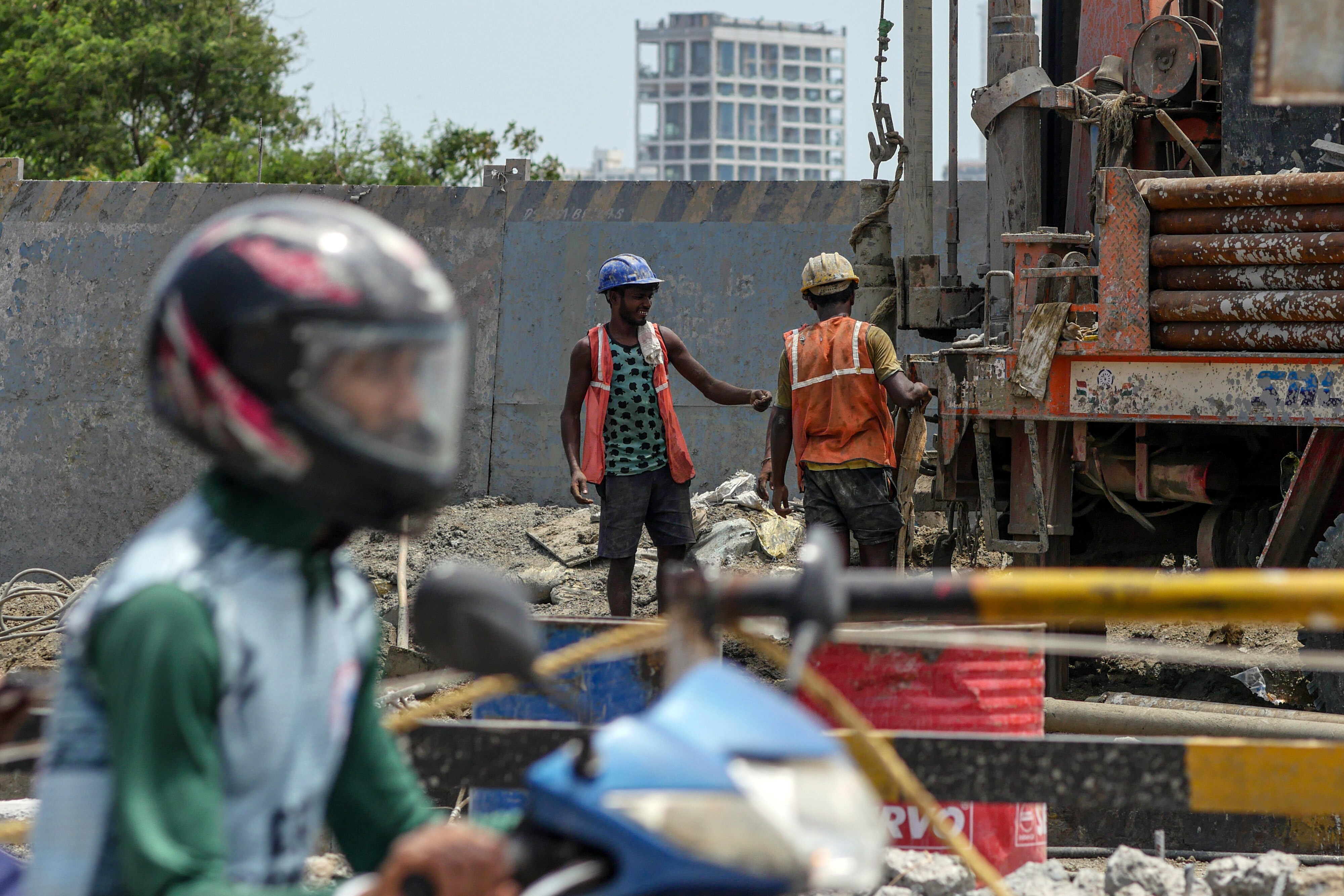 ADIA-Backed India Fund To Seek $4 Billion for Infrastructure