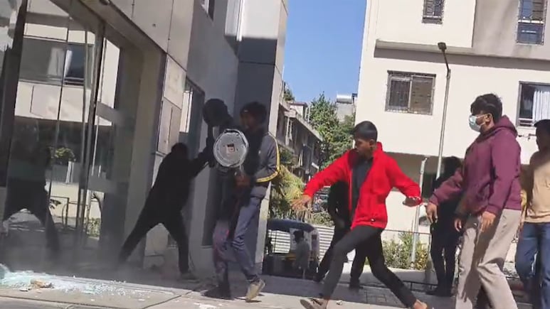 Pune News: पुण्यात राडा! सह्याद्री हॉस्पिटलची तोडफोड, नातेवाईकांचा संताप, परिसरात तणाव