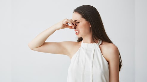 अपनी नाक के अंदर साफ करने का सबसे अच्छा तरीका क्या है? नाक की गंदगी को कैसे साफ करें, जान&zwj;िए यहां