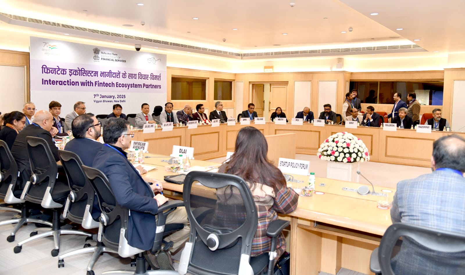 Financial Services Secretary Chairs Meet With Fintech Startups