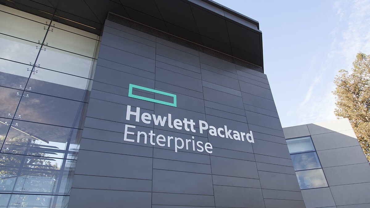 HPE Announces 100% Fanless Direct Liquid Cooling Systems Architecture For Large AI Workloads